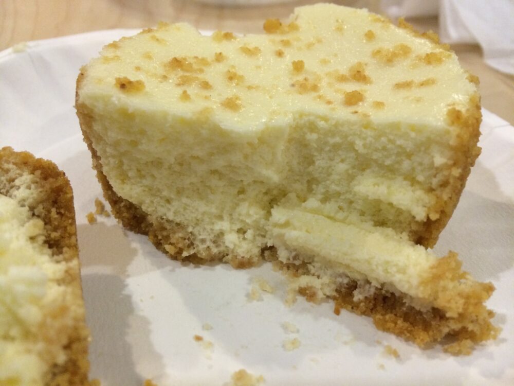 CHEESECAKE REVIEW: Eileen’s Special Cheesecake – Eat This NY